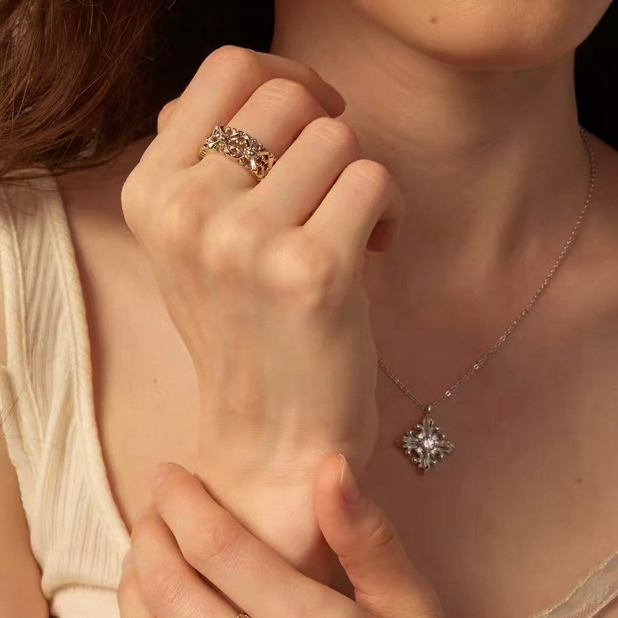 Midnight Iris Noir Necklace